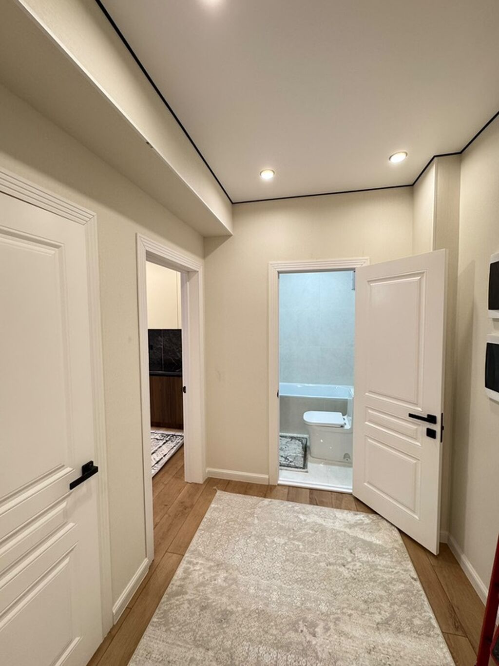 Продам 1-комнатную квартиру в ЖК Эмель, 42 м²: фото 8