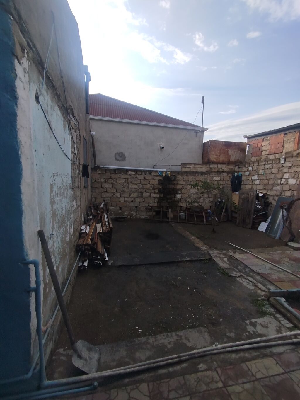 3 otaqlı, 70 kv. m, Kredit yoxdur, Orta təmir
