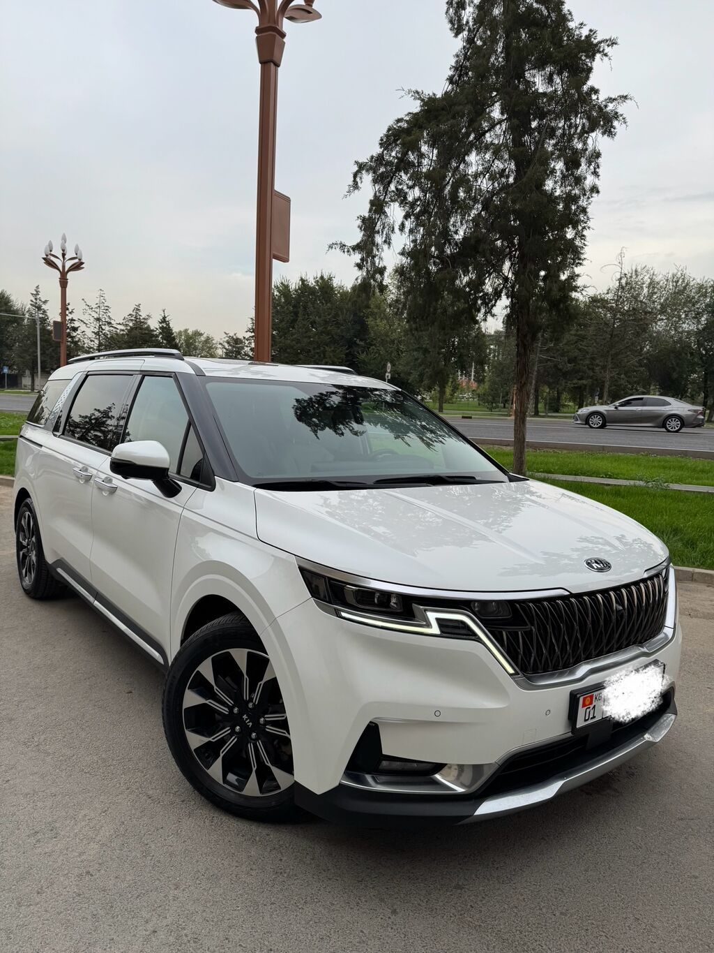 Kia Carnival: 2020 г., 2.2 л, Автомат, Дизель, Минивэн: фото 4