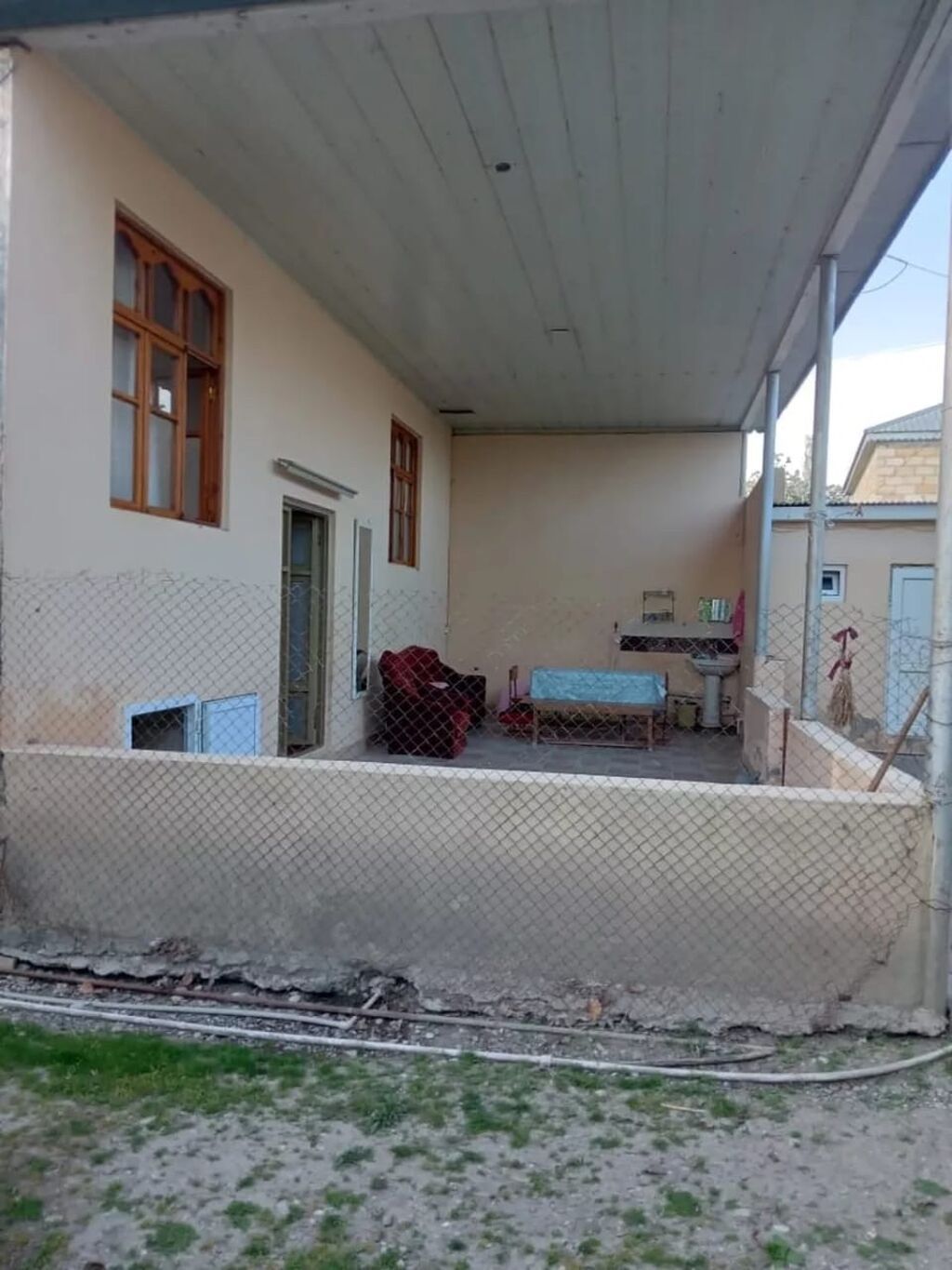 3 otaqlı, 100 kv. m, Kredit yoxdur, Orta təmir