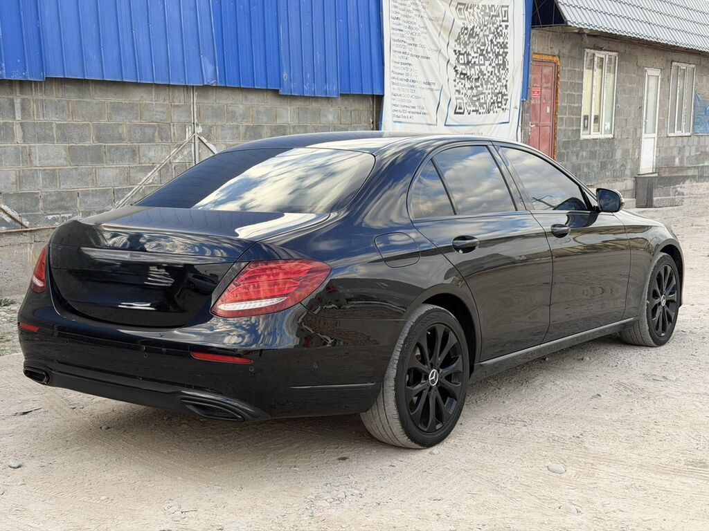 Mercedes-Benz E-Class: 2018 г., 2 л, Автомат, Дизель, Седан: фото 3