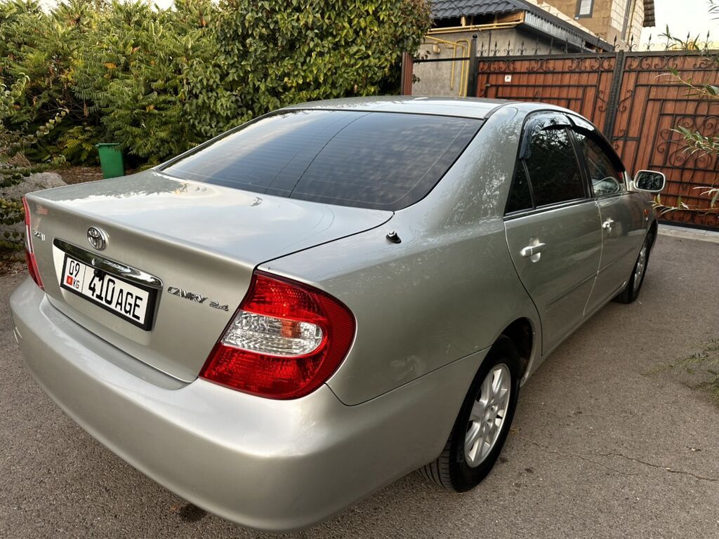 Toyota Camry: 2003 г., 2.4 л, Бензин, Седан: фото 3
