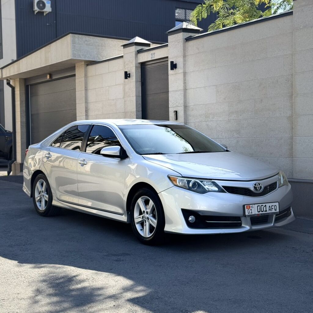 Toyota Camry: 2011 г., 2.5 л, Автомат, Бензин, Седан: фото 5