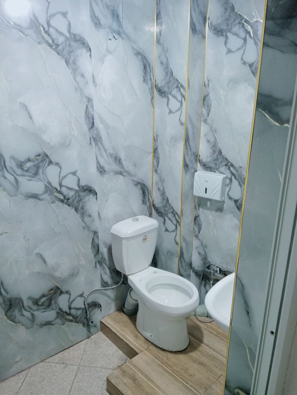 İcarəyə verilən ofis sahəsi. Babek pr 31, ağ şəhər ctiy park ilə