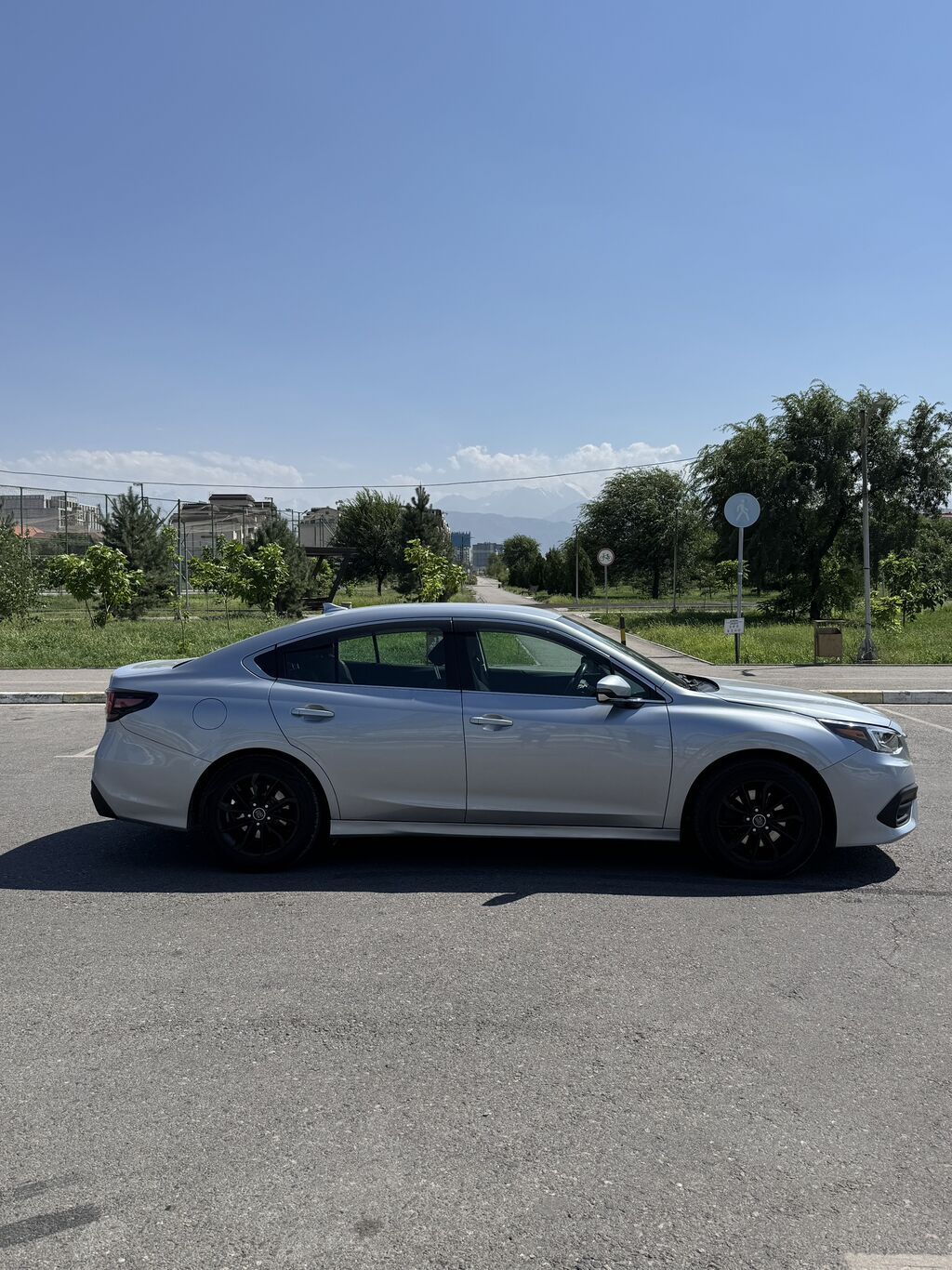 Subaru Legacy: 2019 г., 2.5 л, Вариатор, Бензин, Седан: фото 4