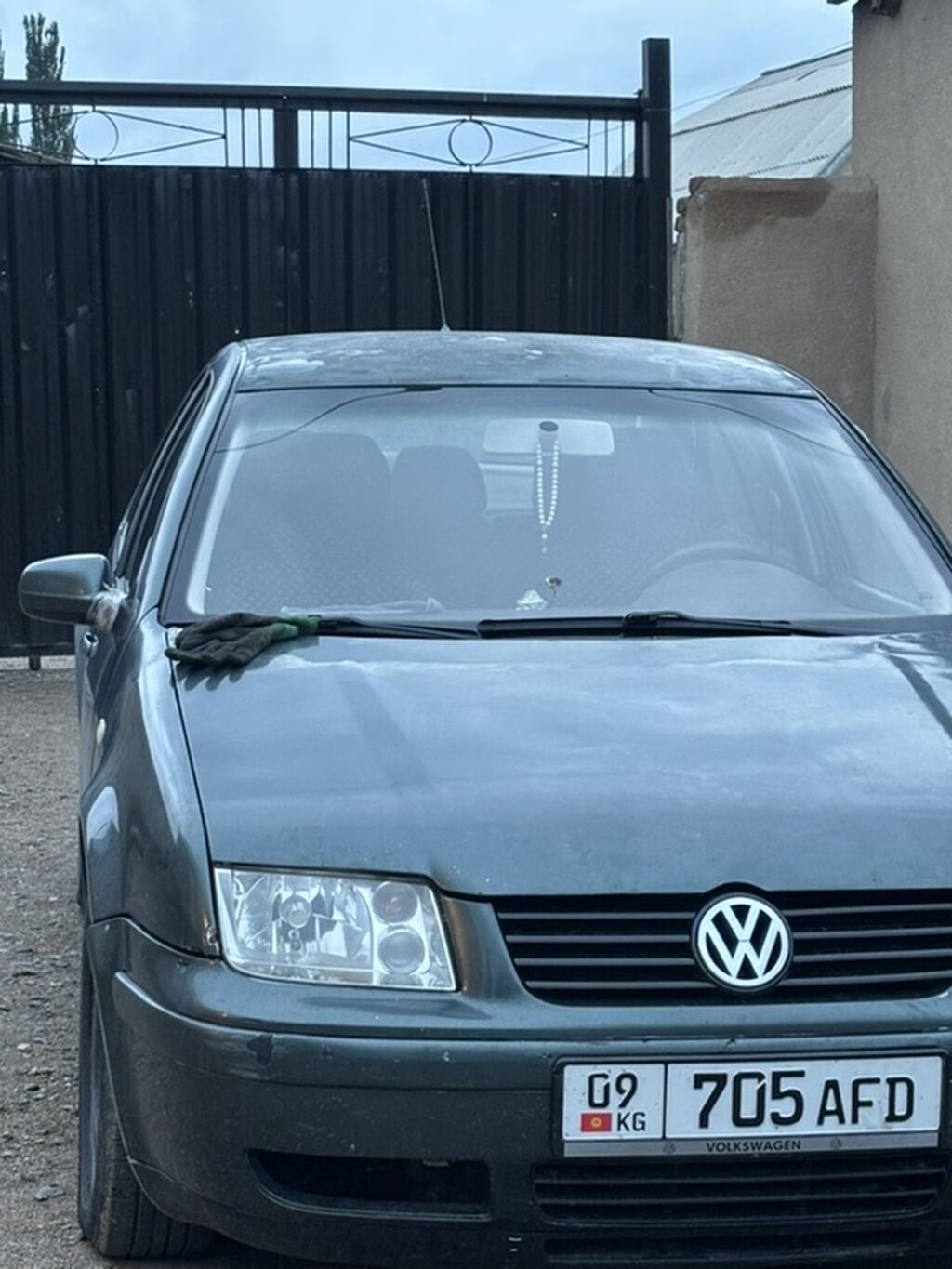 Volkswagen Bora: 2002 г., 1.8 л, Механика, Бензин, Седан: фото 2