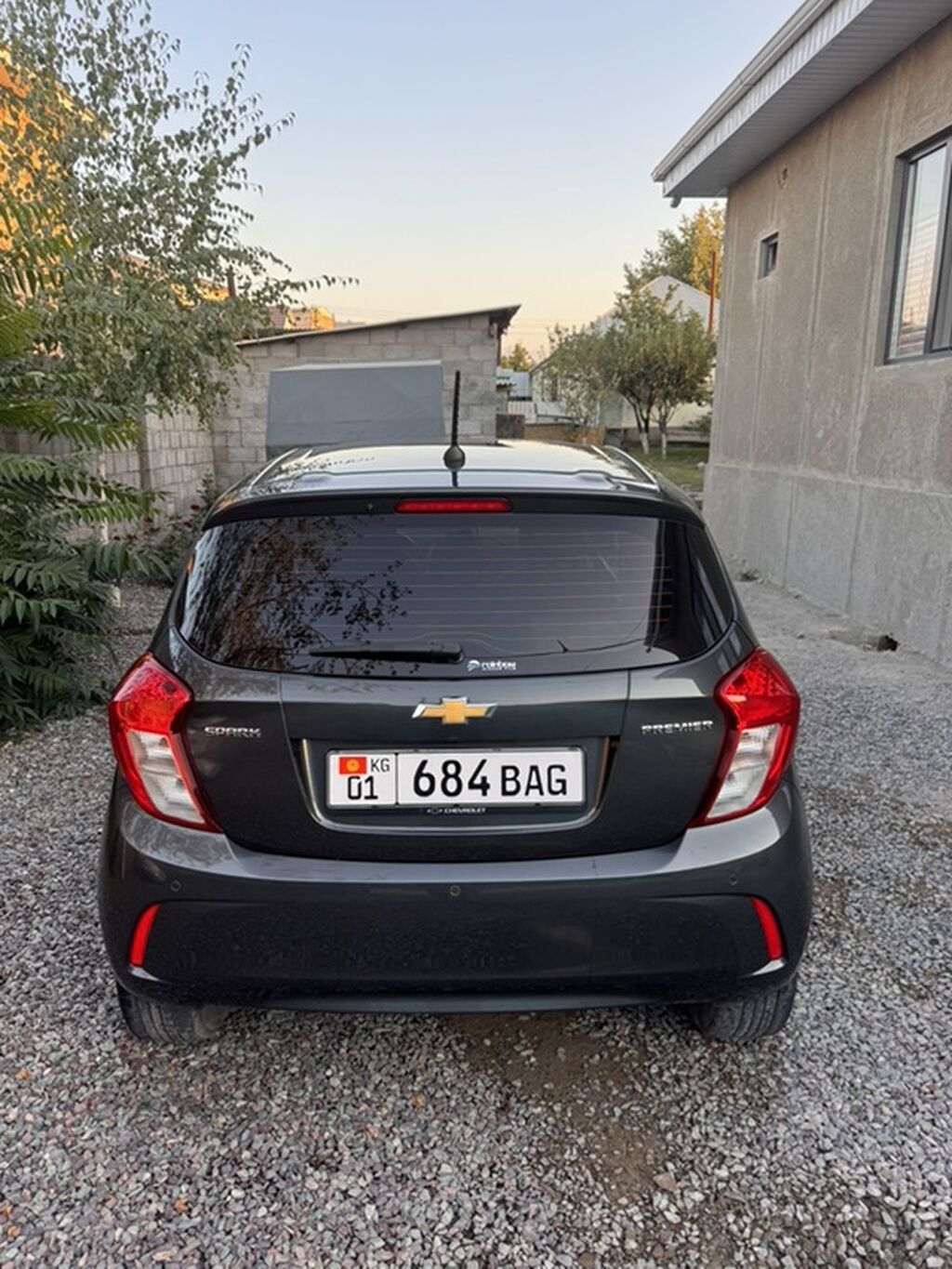 Chevrolet Spark: 2021 г., 1 л, Автомат, Бензин, Хэтчбэк: фото 3