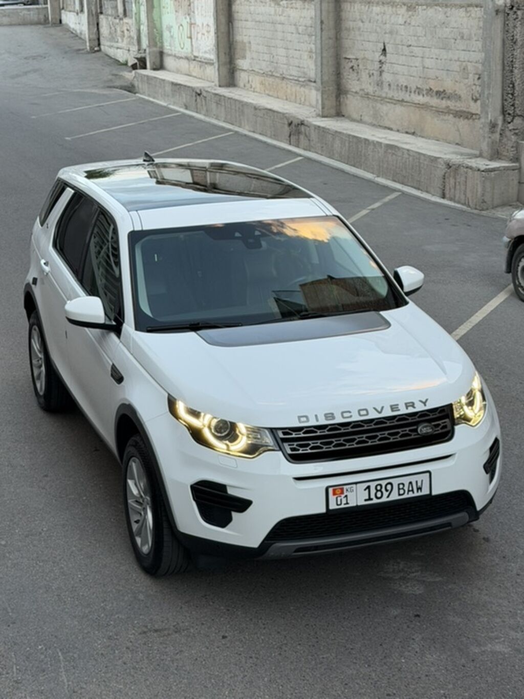 Land Rover Discovery Sport: 2019 г., 2 л, Автомат, Дизель, Кроссовер — фото 1