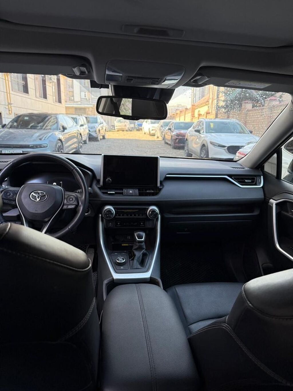 Toyota RAV4: 2024 г., 2.5 л, Автомат, Бензин, Кроссовер: фото 6