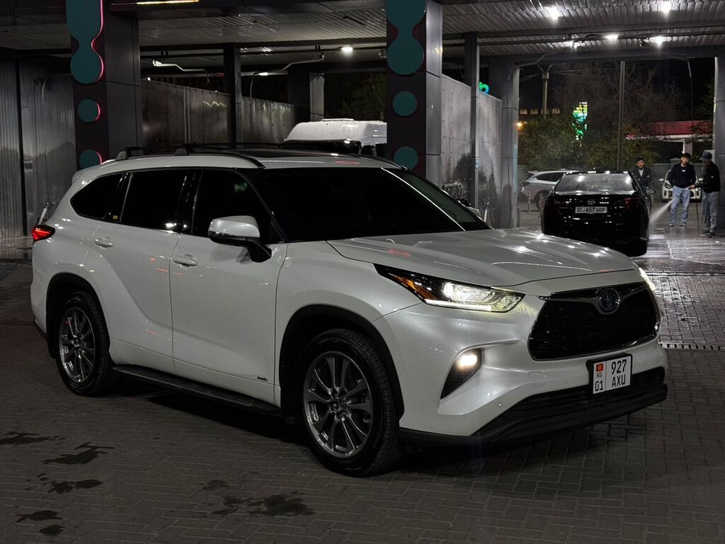 Toyota Highlander: 2022 г., 2.5 л, Вариатор, Гибрид, Кроссовер: фото 3