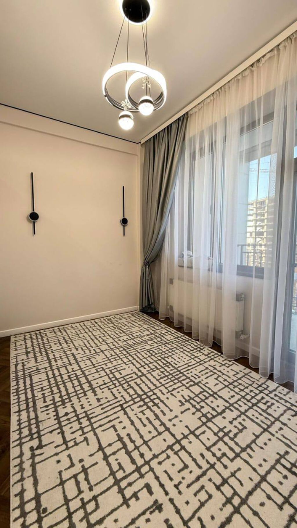 Студия, 58 м², Южная Магистраль 13 этаж, Дизайнерский ремонт: фото 2