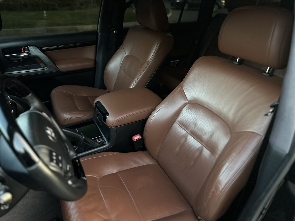 Toyota Land Cruiser: 2014 г., 4.5 л, Автомат, Бензин, Внедорожник: фото 8