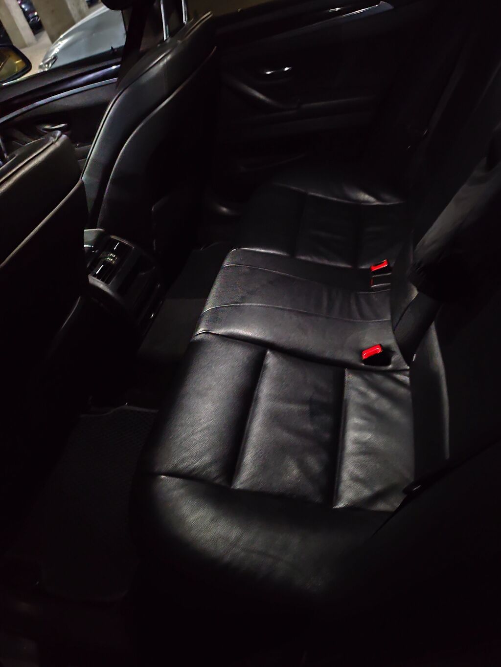 BMW 5 series: 2010 г., 3 л, Автомат, Бензин, Седан: фото 8
