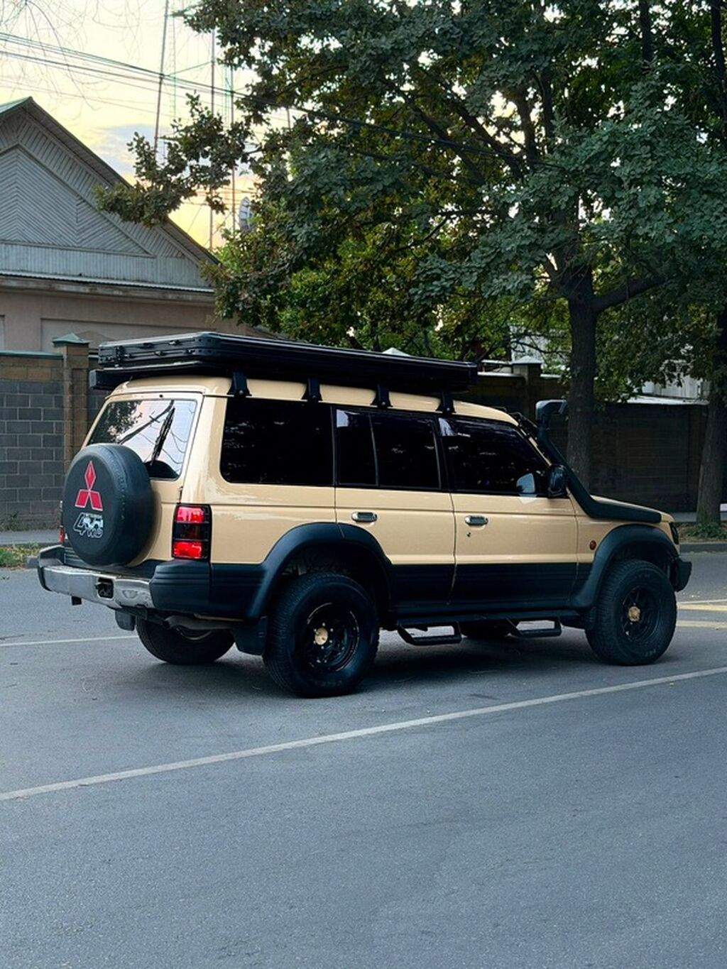 Mitsubishi Pajero: 1994 г., 2.8 л, Автомат, Дизель, Внедорожник: фото 3