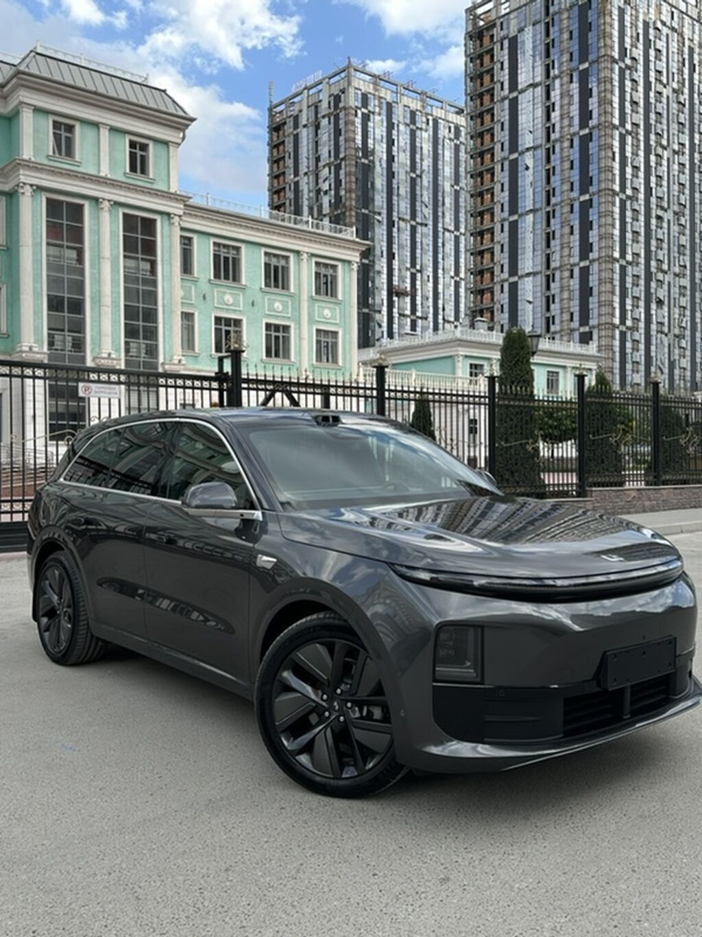 Lixiang L6: 2025 г., 1.5 л, Автомат, Гибрид, Кроссовер: фото 2