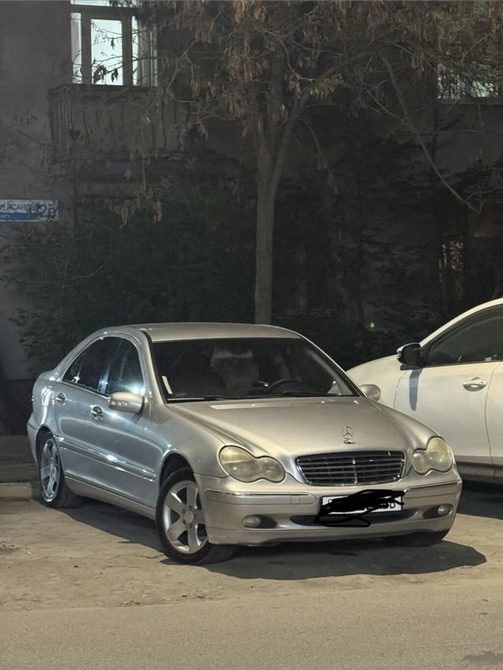 Mercedes-Benz C-Class: 2001 г., 3.2 л, Механика, Бензин, Седан: фото 7