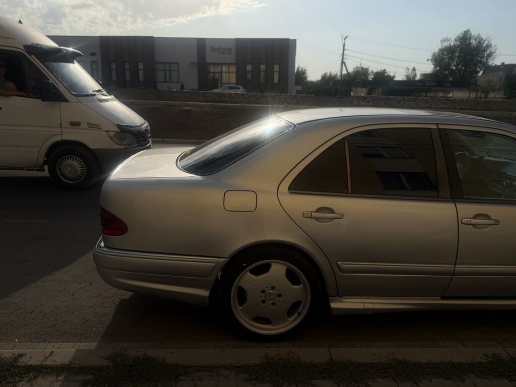Mercedes-Benz E-Class: 1999 г., 4.3 л, Автомат, Бензин, Седан: фото 7