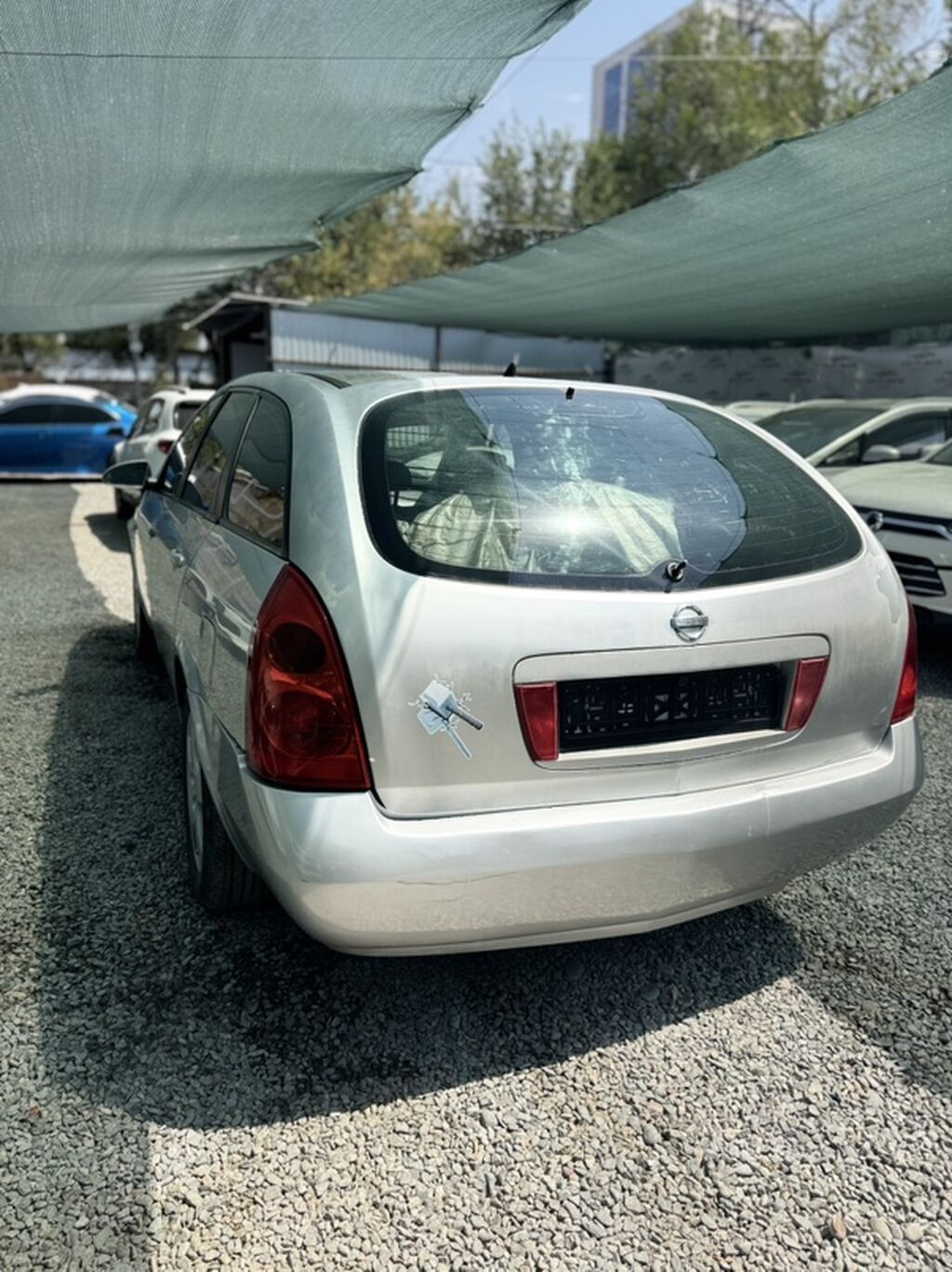 Nissan Primera: 2002 г., 1.8 л, Механика, Бензин, Хэтчбэк: фото 3