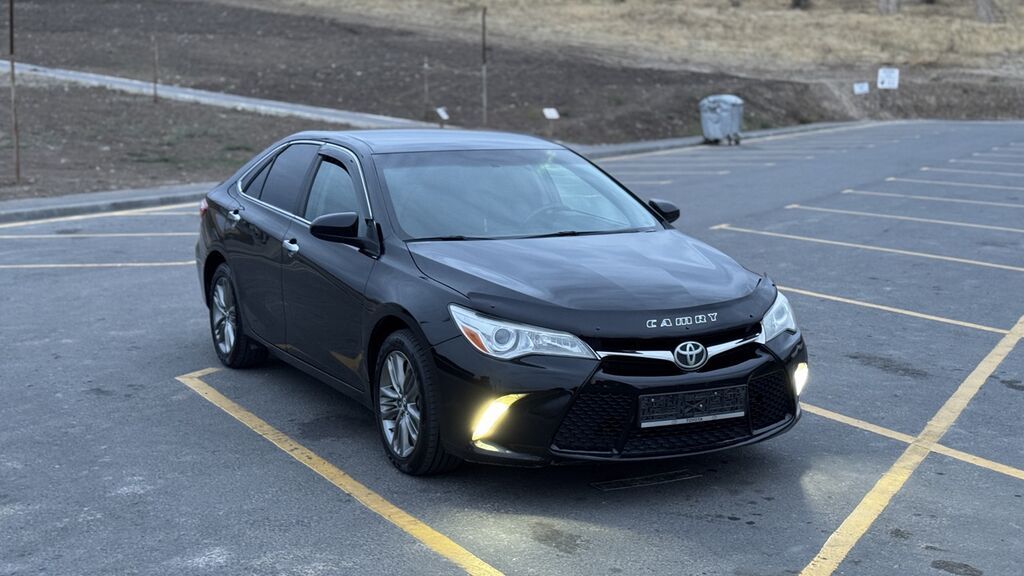 Toyota Camry: 2016 г., 2.5 л, Автомат, Бензин, Седан: фото 2