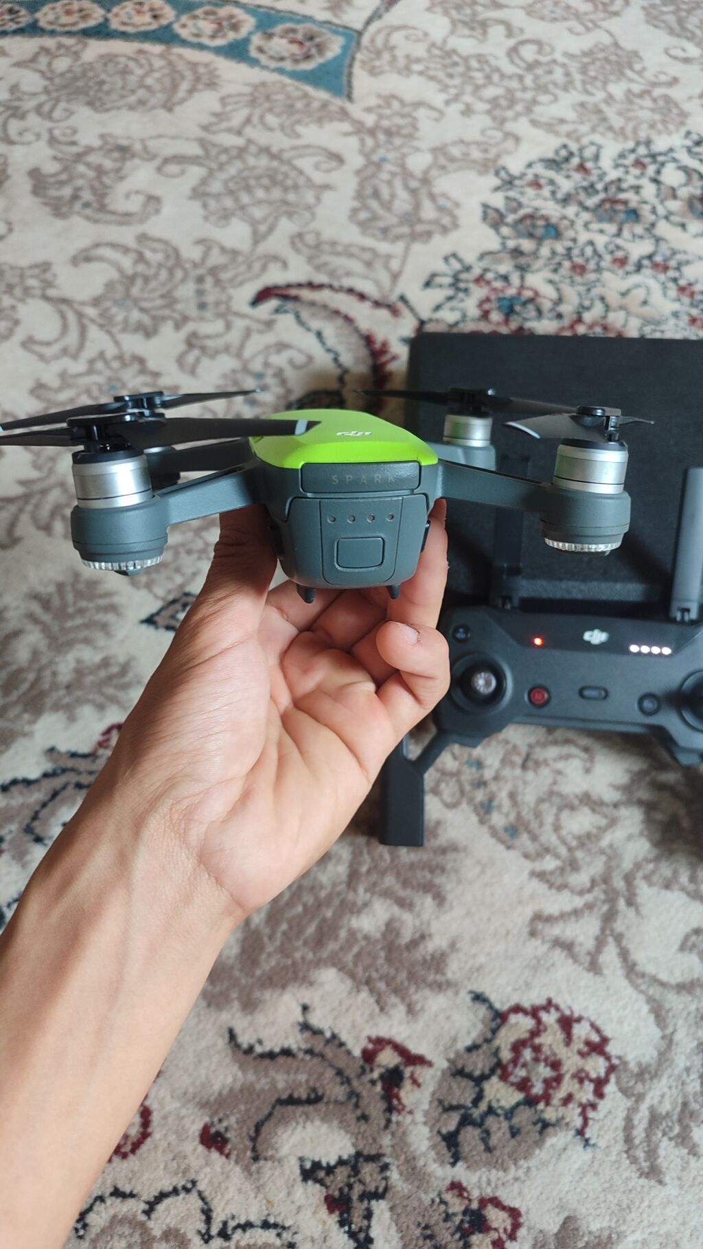 DJI Spark (зелёный) с пультом дистанционного управления Компактный: фото 4