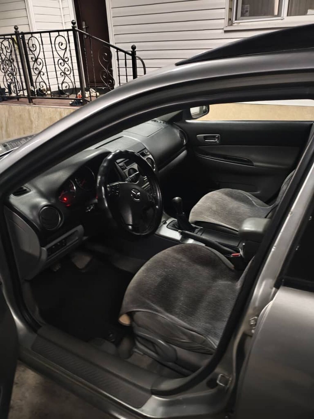 Mazda 6: 2004 г., 2 л, Механика, Бензин, Универсал: фото 5