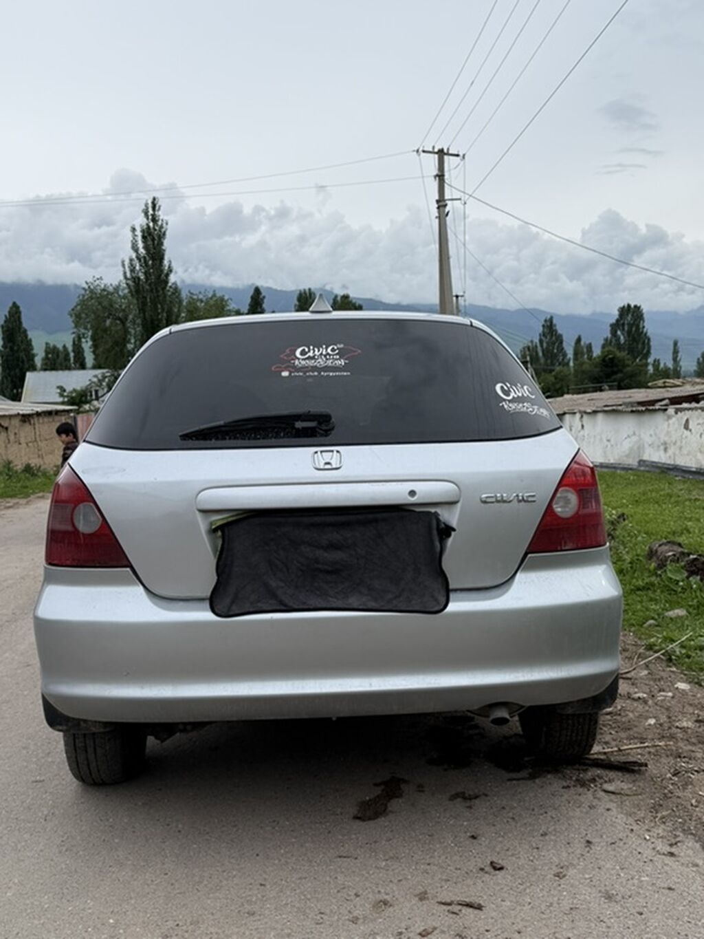 Honda Civic: 2002 г., 1.5 л, Автомат, Бензин, Хэтчбэк: фото 6