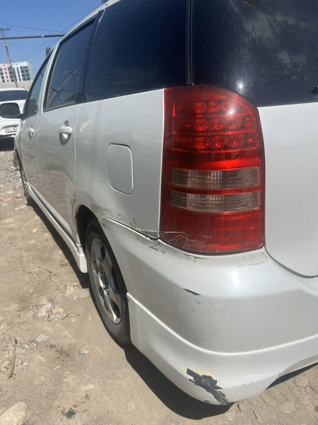 Toyota WISH: 2003 г., 1.8 л, Автомат, Бензин, Универсал — фото 6