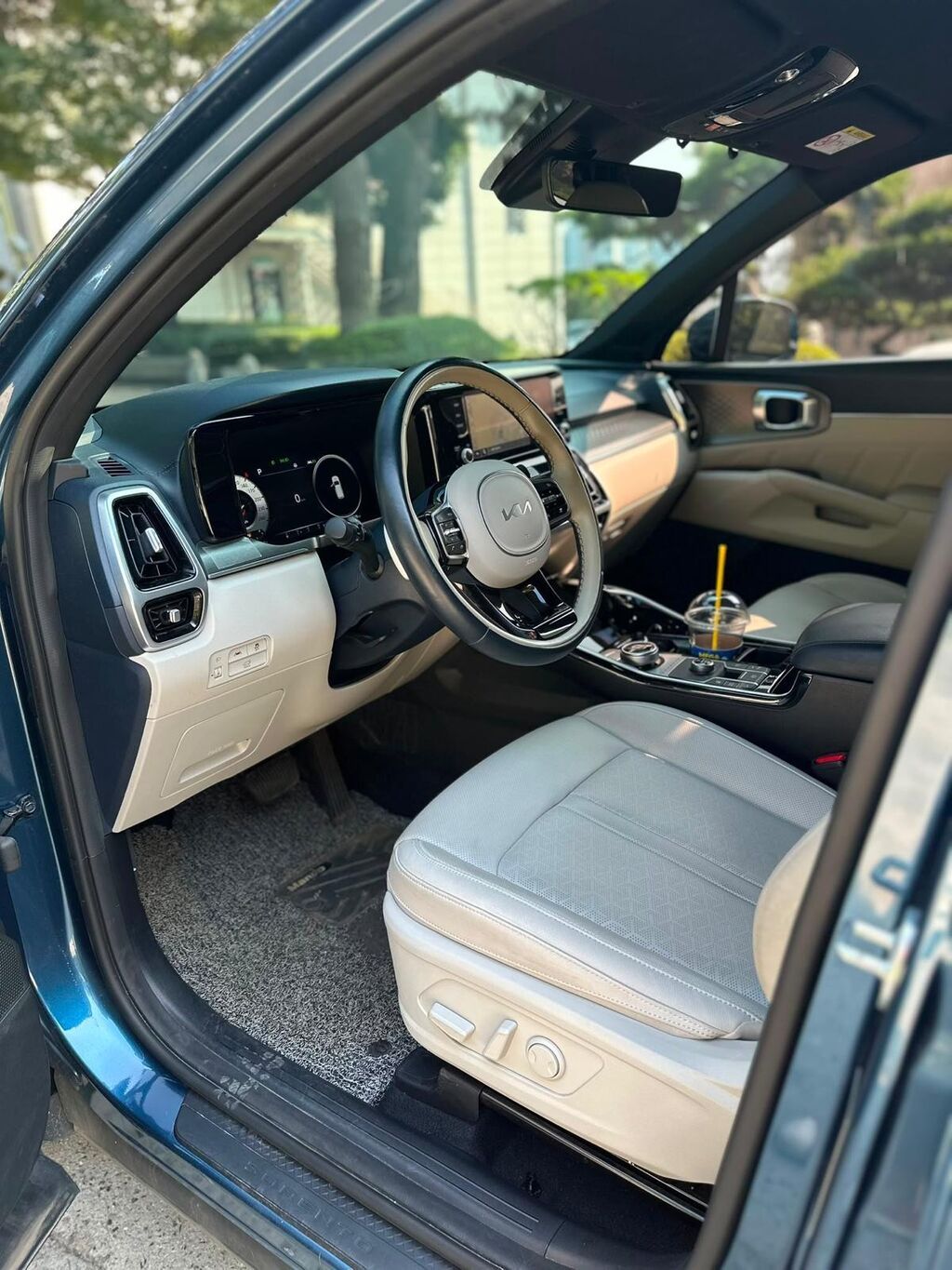 Kia Sorento: 2022 г., 1.6 л, Автомат, Гибрид, Кроссовер: фото 7