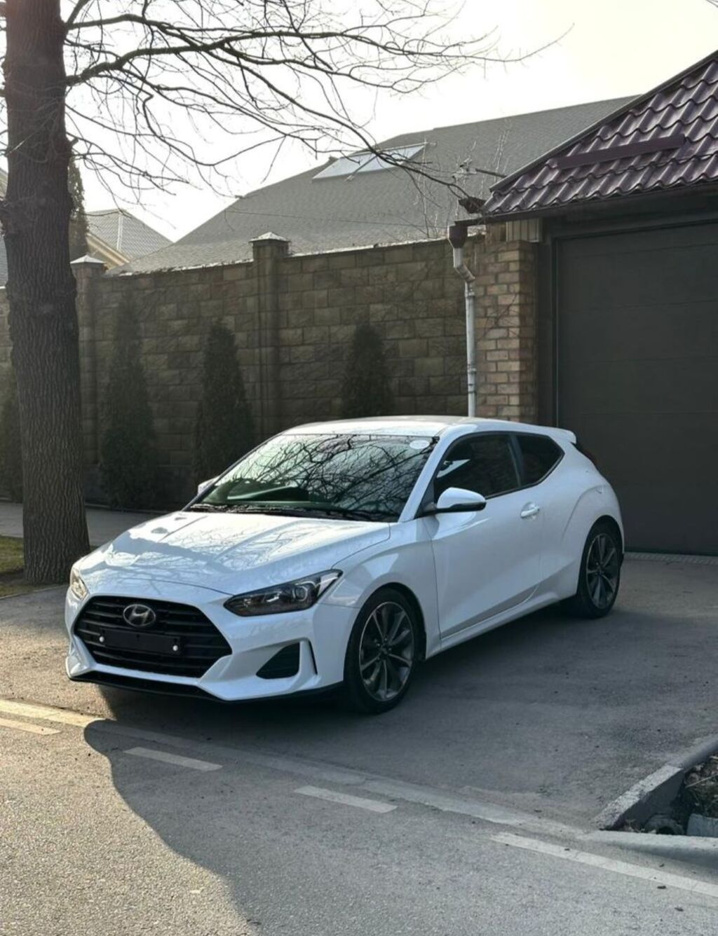 Hyundai Veloster: 2019 г., 1.4 л, Автомат, Бензин, Купе: фото 2
