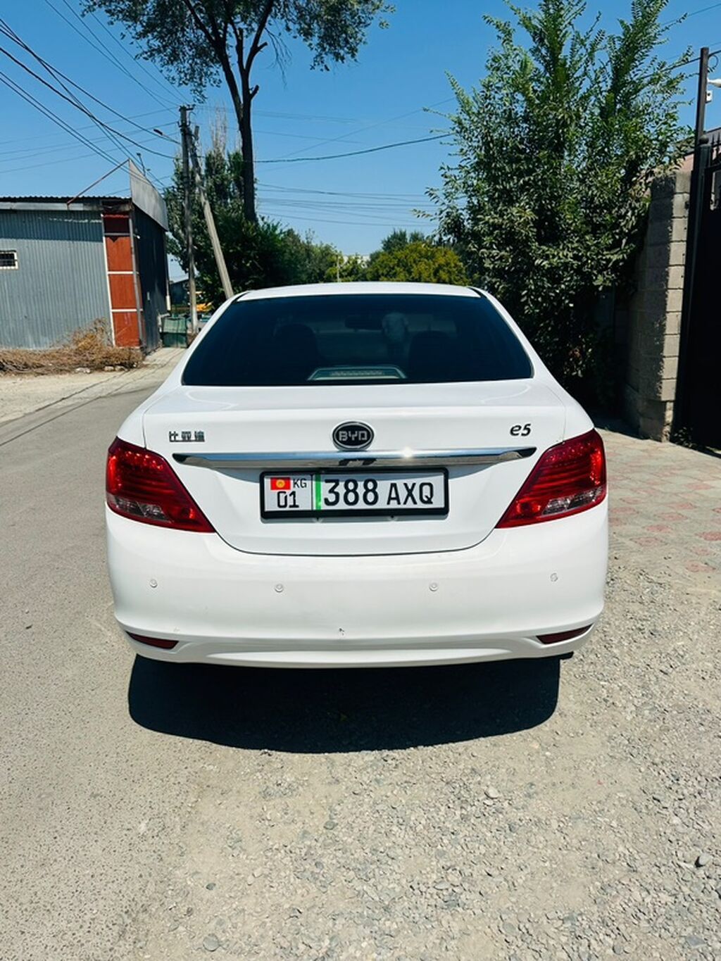 BYD E5: 2019 г., Автомат, Электромобиль, Седан: фото 2