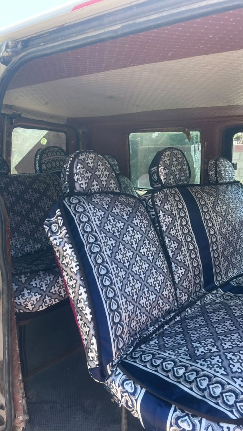 Ford Transit: 2003 г., 2 л, Механика, Дизель, Минивэн: фото 5