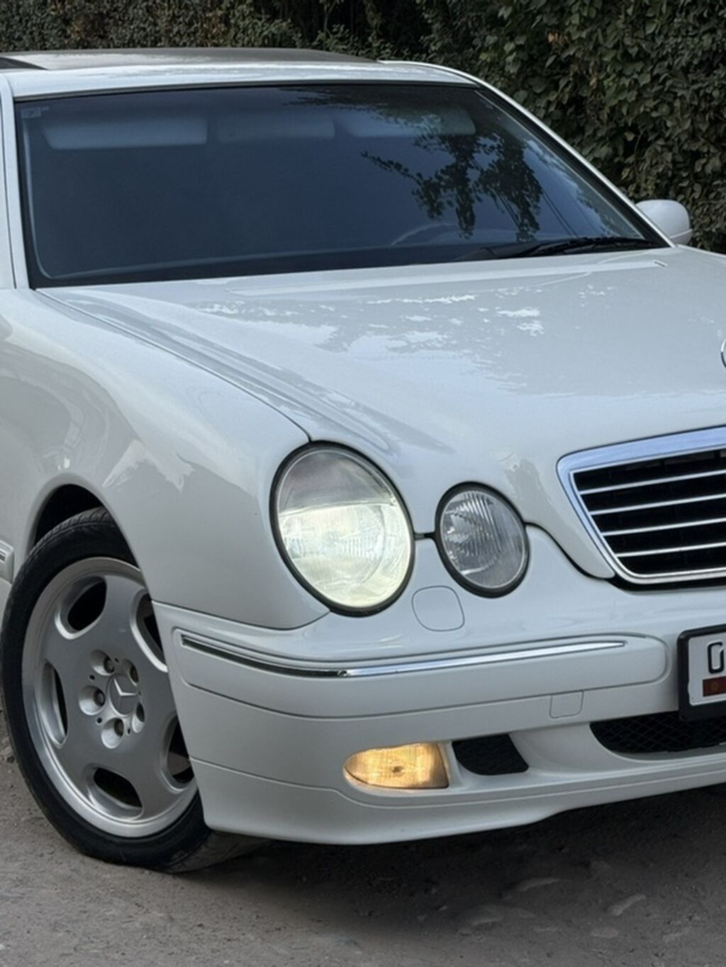 Mercedes-Benz E-Class: 2000 г., 4.3 л, Автомат, Бензин, Седан: фото 7