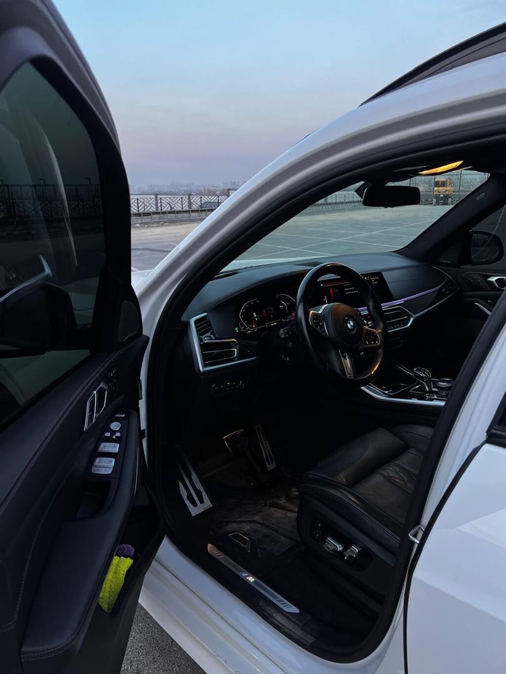 BMW X7: 2019 г., 3 л, Автомат, Бензин, Кроссовер: фото 8
