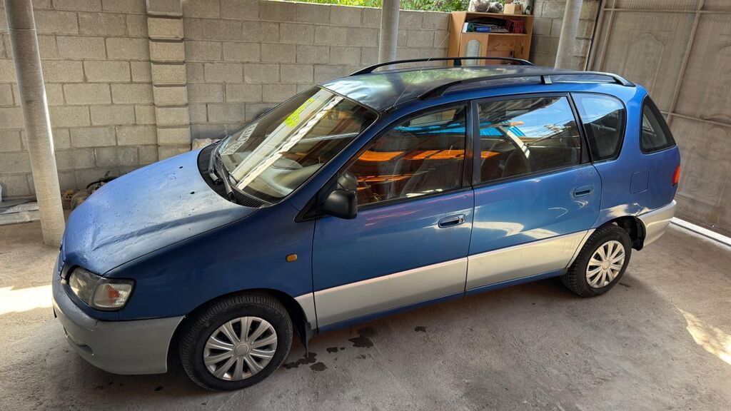 Toyota Picnic: 1998 г., 2 л, Автомат, Бензин, Минивэн: фото 5
