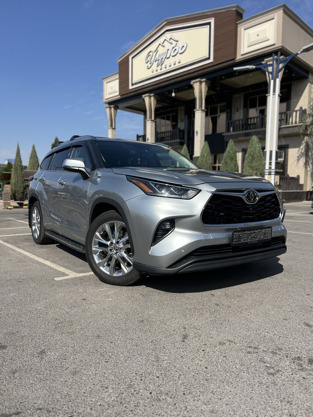 Toyota Highlander: 2021 г., 3.5 л, Автомат, Бензин, Кроссовер: фото 2