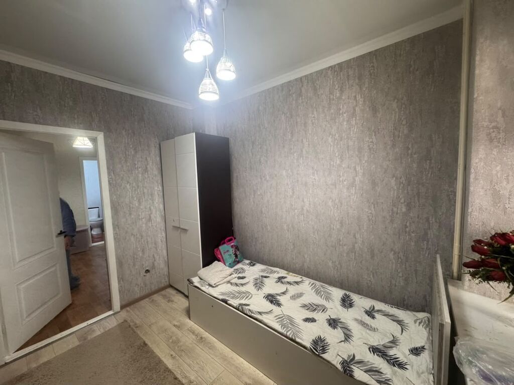 3 комнаты, 48 м², 104 серия, 2 этаж, Косметический ремонт: фото 7