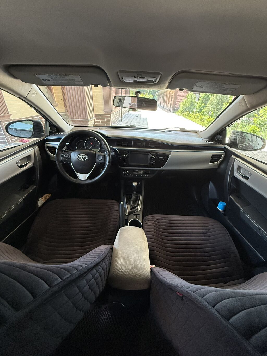 Toyota Corolla: 2016 г., 1.8 л, Вариатор, Бензин, Седан: фото 6