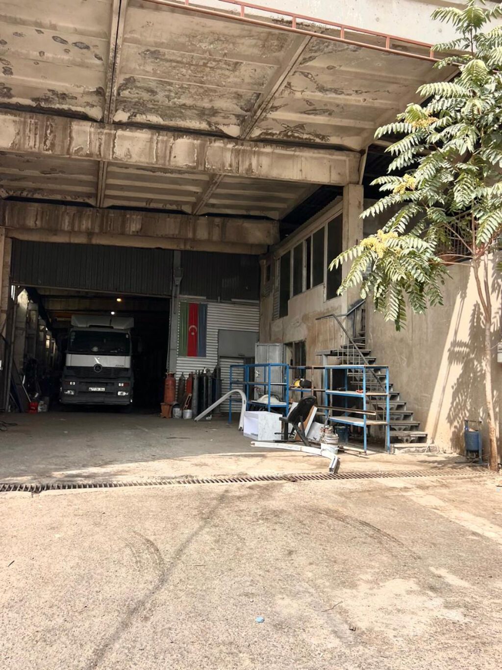 İstehsal üçün, Anbar və müxtəlif təyinatlı istifadələr üçün 1-ci