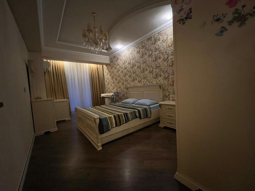 Premium dizaynlı mənzil – dəniz mənzərəli - Plan: geniş qonaq otağı
