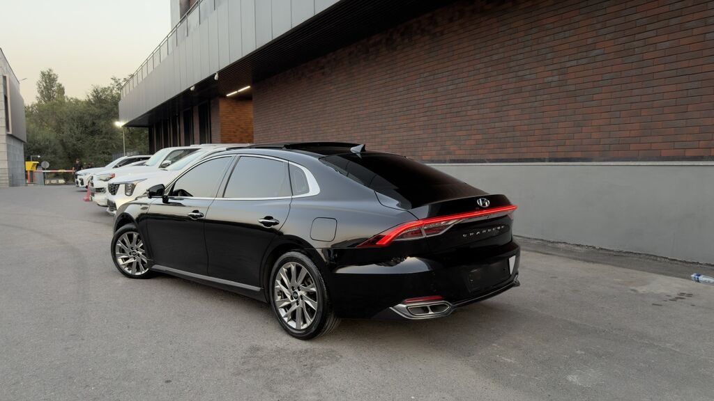 Hyundai Grandeur: 2020 г., 2.4 л, Автомат, Гибрид, Седан: фото 2