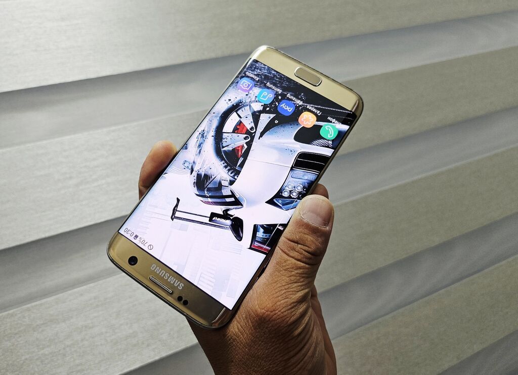 Samsung Galaxy S7 Edge, Б/у, 64 ГБ, цвет - Золотой, 1 SIM, 2 SIM — фото 5