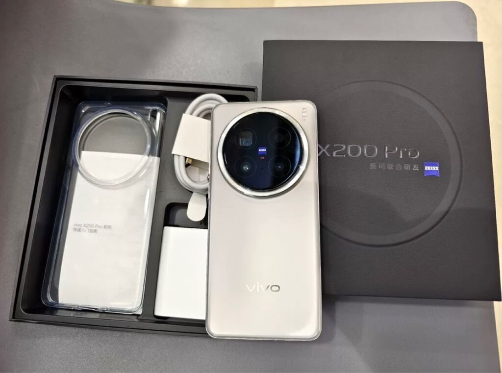 Vivo: Vivo X90 Pro+, 256 GB, rəng - Ağ, Sensor, Barmaq izi, Simsiz şarj