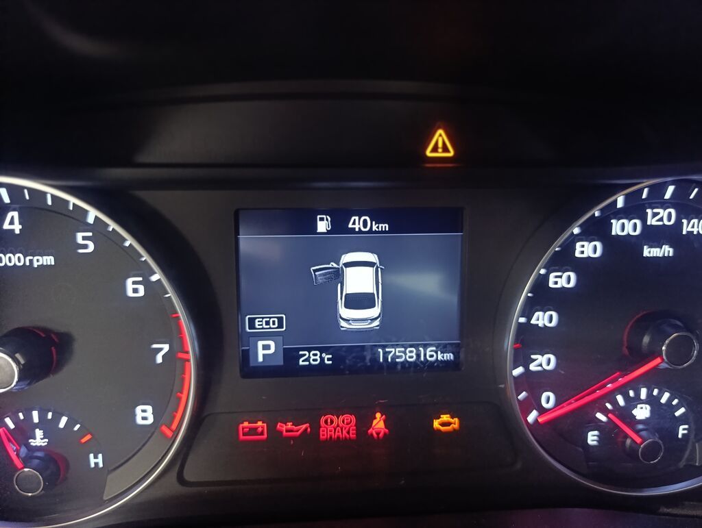 Hyundai Sonata: 2023 г., 2 л, Автомат, Газ, Седан: фото 8
