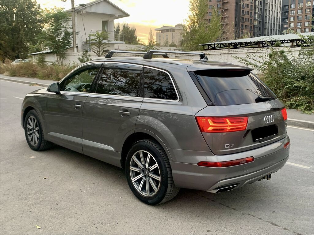 Audi Q7: 2018 г., 3 л, Автомат, Бензин, Внедорожник: фото 4