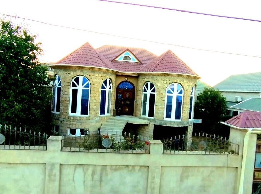 Salamaleykum. Yeni Ramanada bu gözəl həyət evi- villa tə' cili
