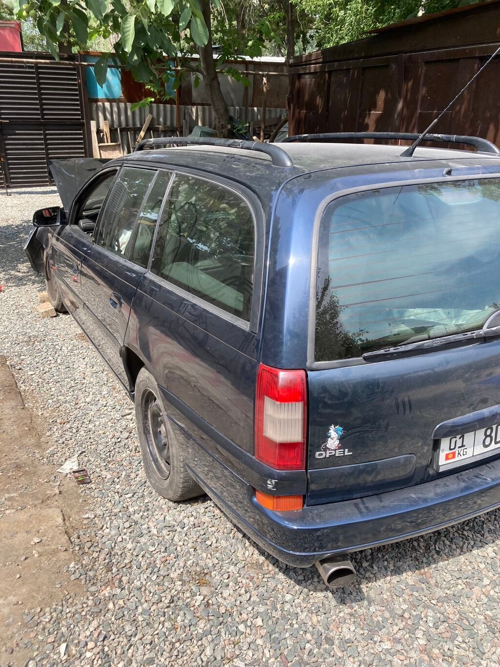 Opel Omega: 2001 г., 2.2 л, Автомат, Бензин, Универсал: фото 4