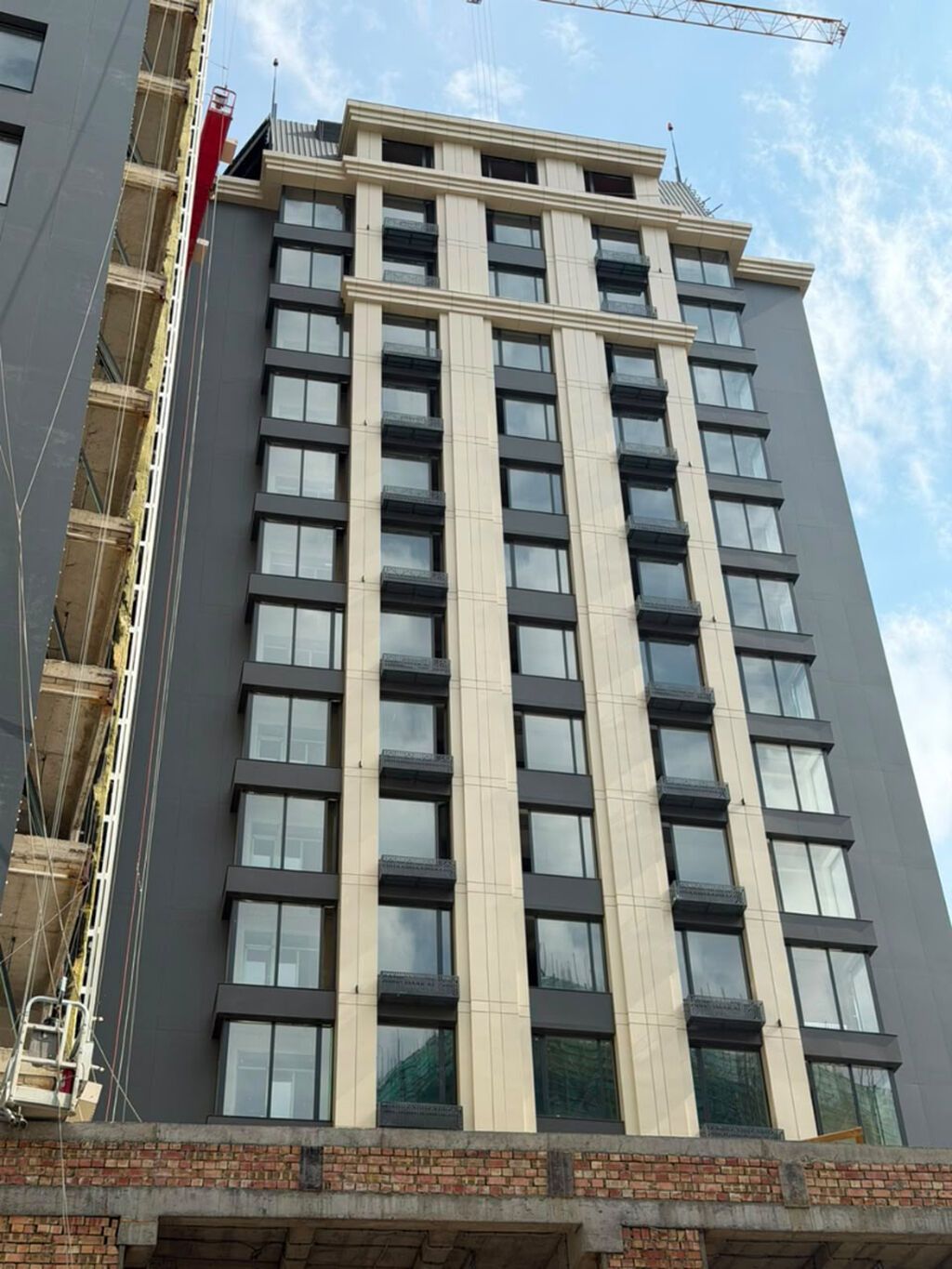 2 комнаты, 77 м², Южная Магистраль Элитка, 3 этаж, ПСО (под самоотделку): фото 7