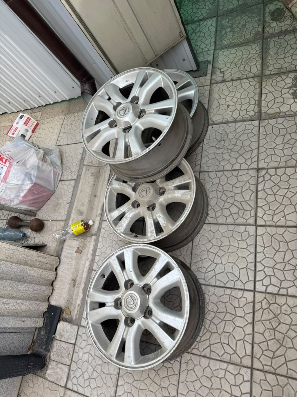 Комплект литых дисков R18 для Lexus (оригинальные, со штатными: фото 2