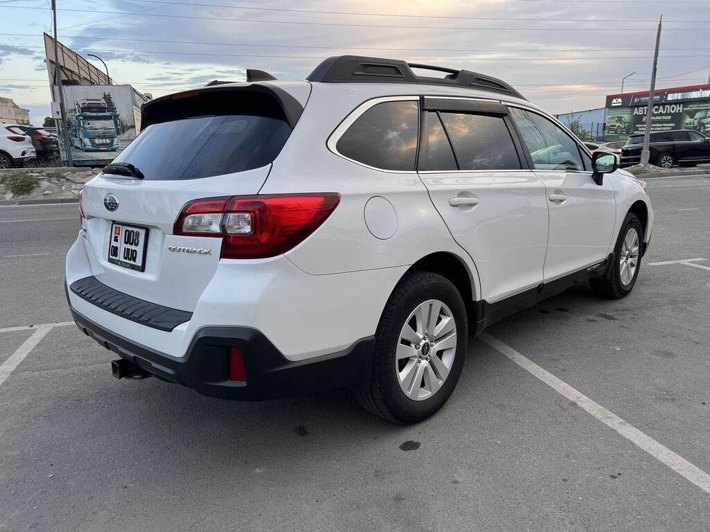Subaru Outback: 2018 г., 2.5 л, Бензин, Универсал: фото 5