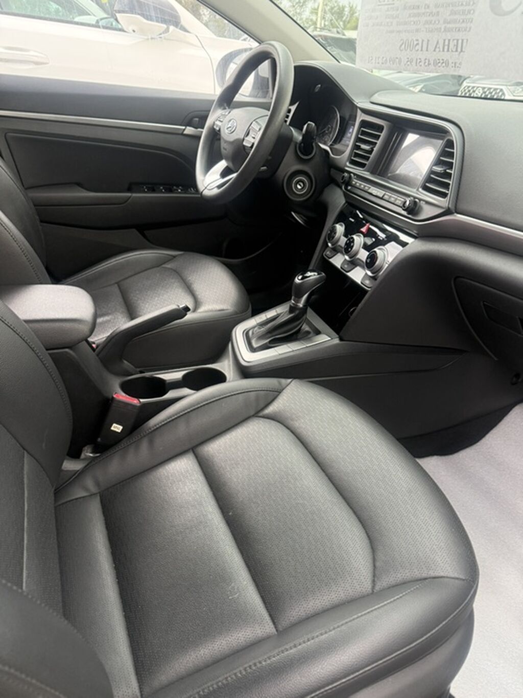 Hyundai Avante: 2019 г., 1.6 л, Автомат, Газ, Седан: фото 7